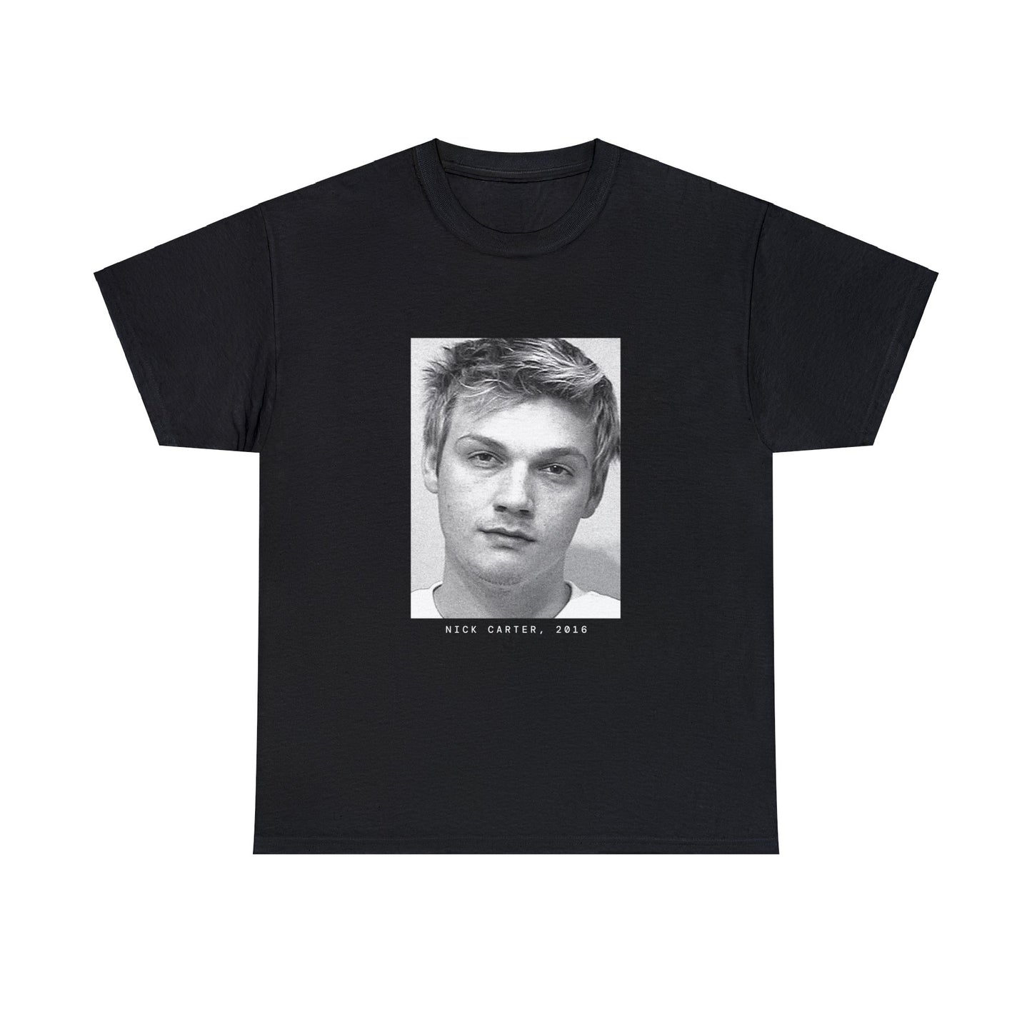 Camiseta con foto policial del cantante Nick Carter, 2016