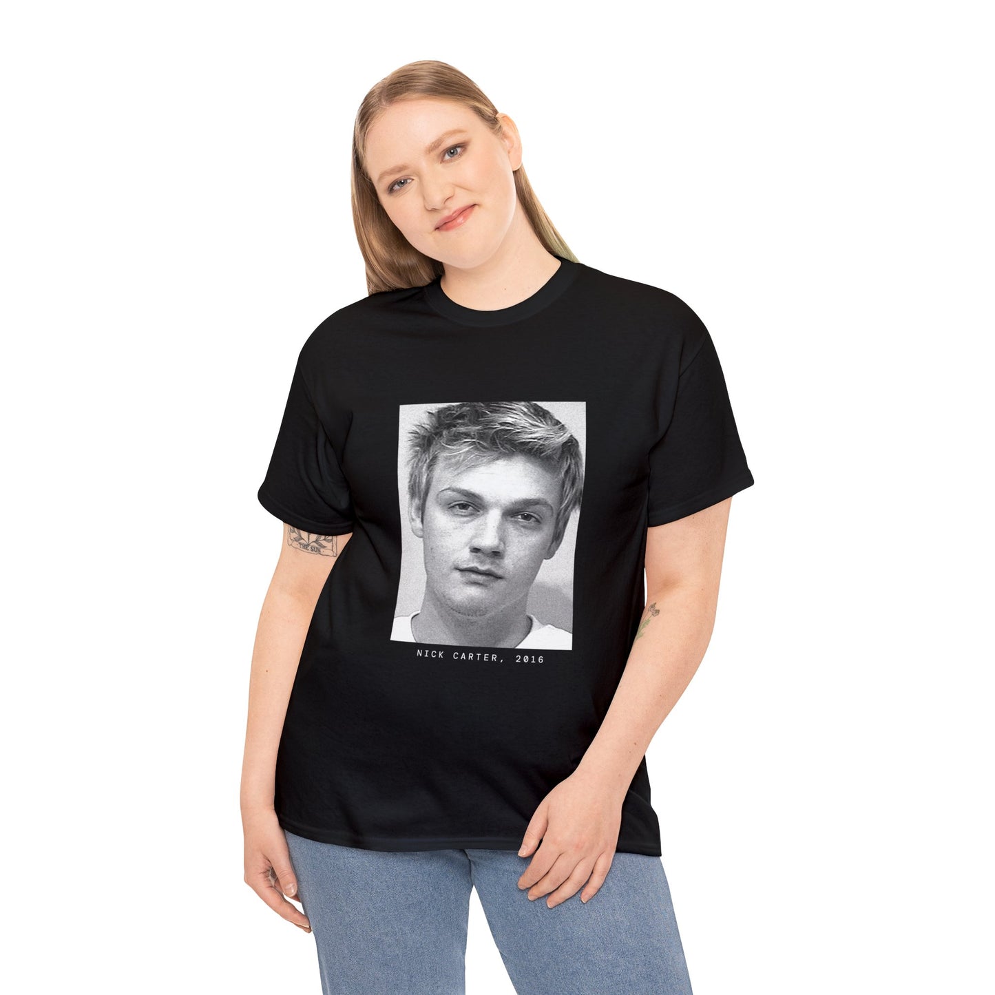 Camiseta con foto policial del cantante Nick Carter, 2016