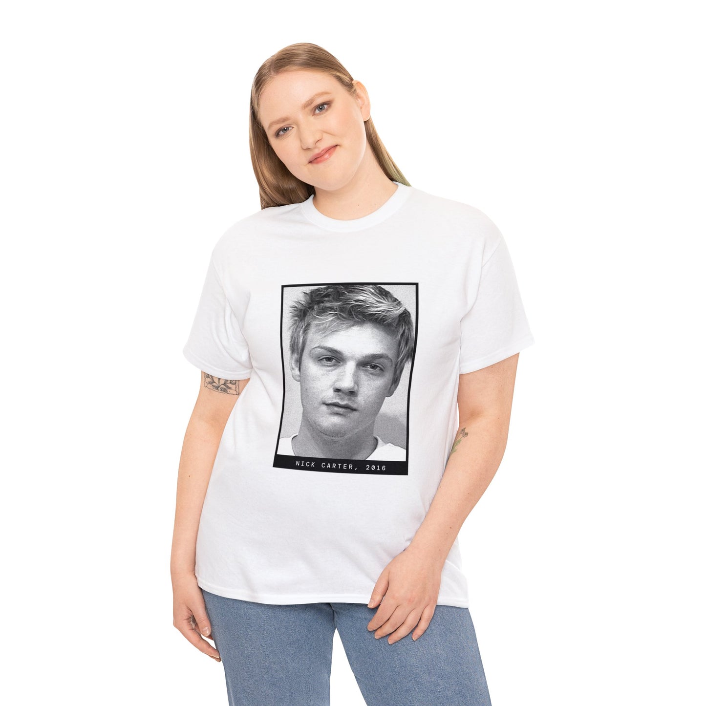 Camiseta con foto policial del cantante Nick Carter, 2016