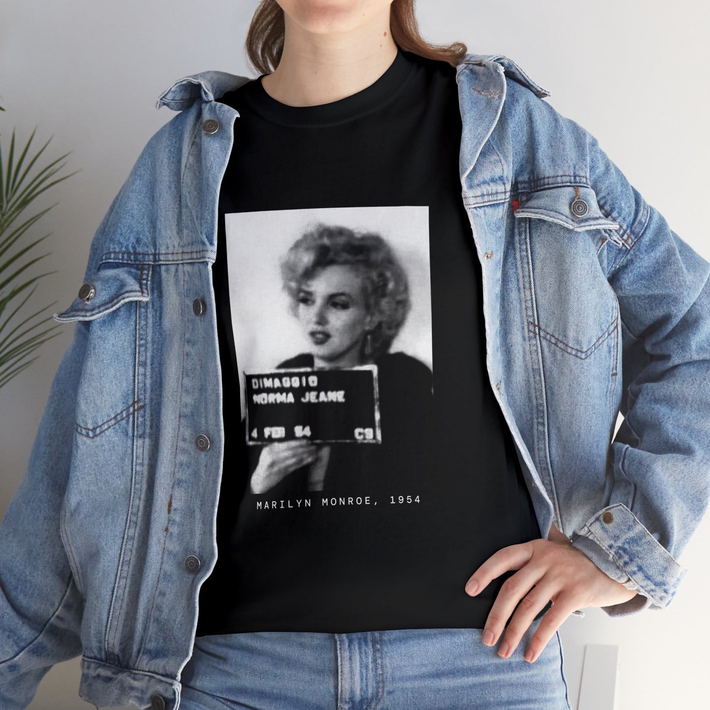 Camiseta con foto policial de Marilyn Monroe, actriz de 1954